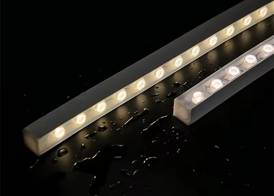 16 * 16 MM โน้มถ่วง เลนส์แสง LED เส้นตรง DC24V IP65 แสงล้างผนังกันน้ํา